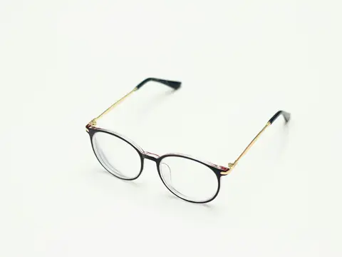 Oliver Peoples Finch round eyeglasses in Black / Gold