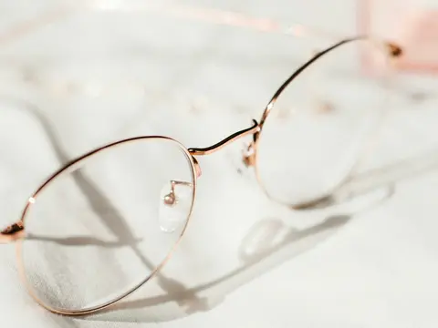 Clear Vision House Rosa round eyeglasses in Rose Gold